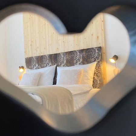 Alpine Chalet Aurora Dolomites ไลออน ภายนอก รูปภาพ