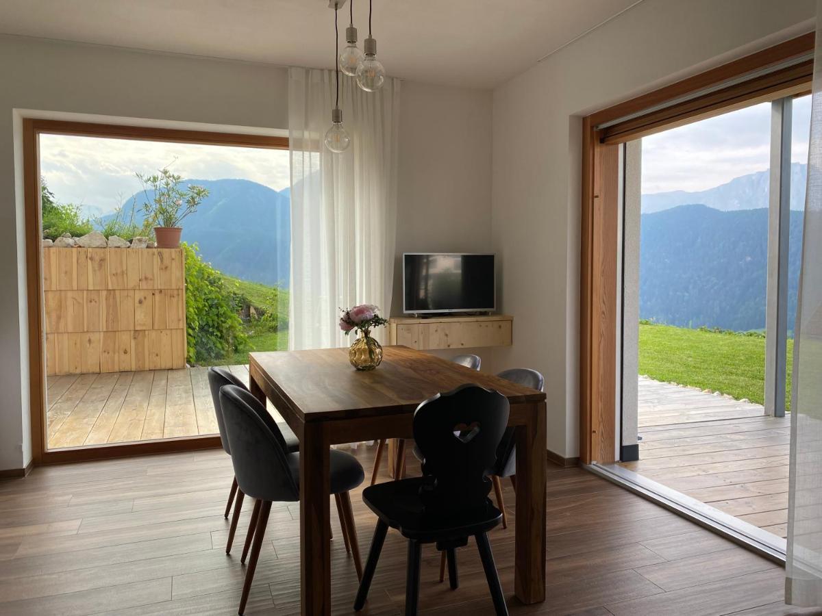 Alpine Chalet Aurora Dolomites ไลออน ภายนอก รูปภาพ
